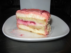 Batch: Raspberry and cream cake (another view)