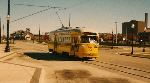 Westbound yellow PCC electric streetcar.  Kenosha Wisconsin USA. October 2003. by Eddie from Chicago