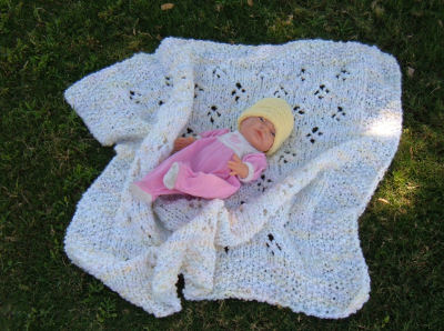 Lacy Tulip Blanket with Model