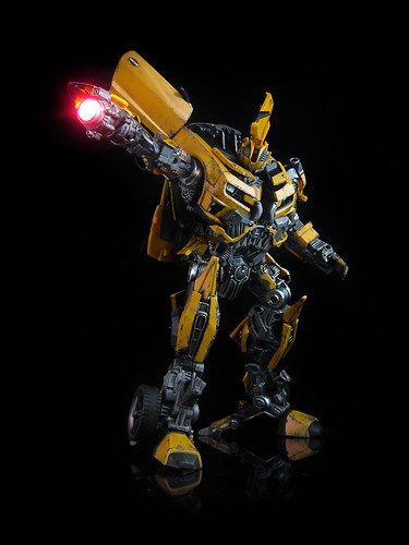 transformers dark of the moon bumblebee leader class. Dark of the Moon : Leader