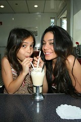 vanessa hudgens and her sister