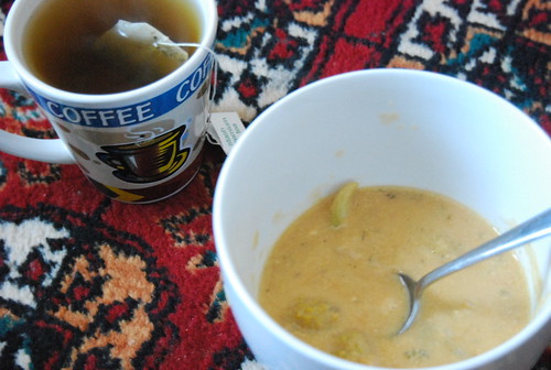 Creamy veg soup with smoked gouda and tea