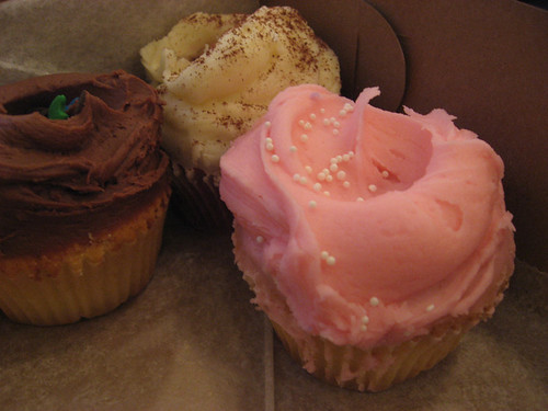 01-22 vanilla cupcakes