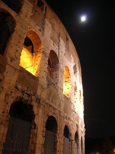 Roma :: Coliseu by Waldir PC ♥ Ana Claudia Crispim