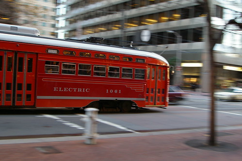 Panning cable car in San Francisco Pentax SMC FA 28-80 f/3.5-4.7 power zoom