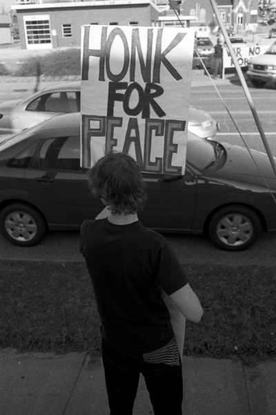 honk for peace
