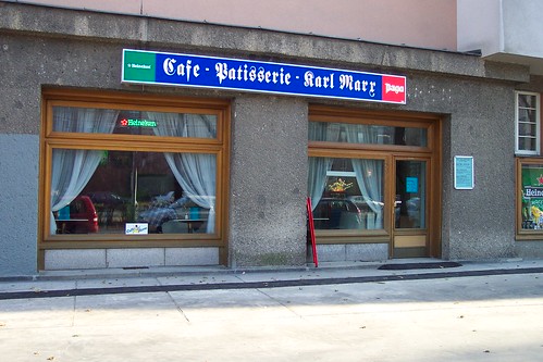 Café-Patisserie - Karl Marx