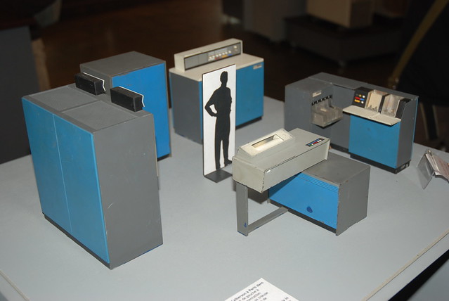 c Antoine Millet - Maquette originale de la salle informatique installée chez Calberson à Paris dans les années 60
