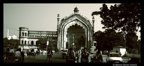 Lucknow Tour - Roomii gate