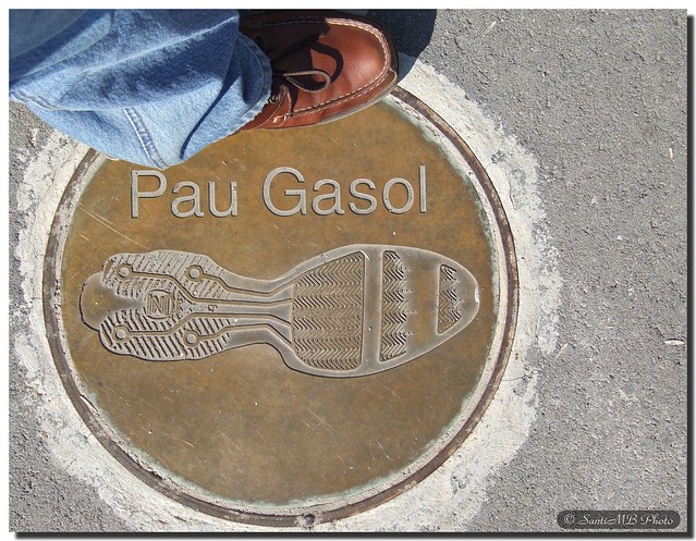 Im not Pau Gasol / Yo no soy Pau Gasol