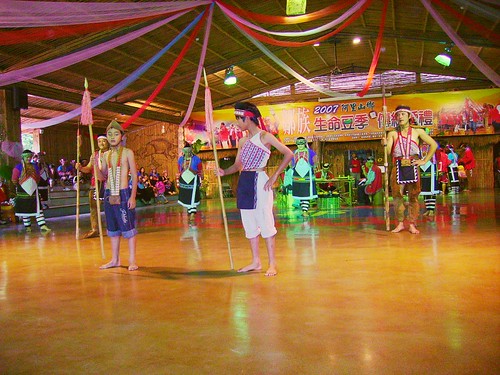 鄒族舞蹈表演