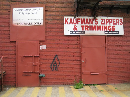 Kaufmans Zippers