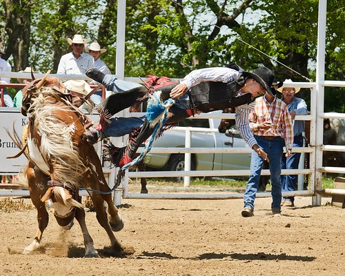 Ashland High School Rodeo 2011 - Horizontal ride (this can't end well)