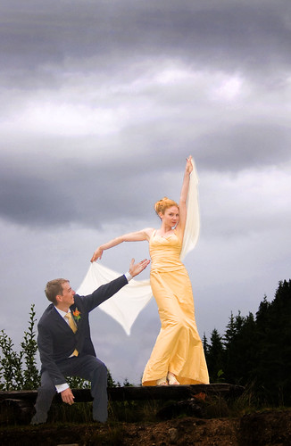 Location date of wedding Strathcona Park Lodge between Campbell River and
