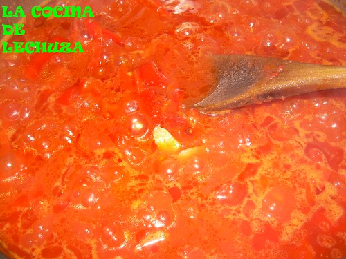 Bacalao salsa piquillos-salsa cerca