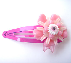 Pink and White Vintage Flowers Barrette
