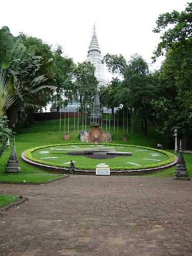 Wat Phnom 塔仔山