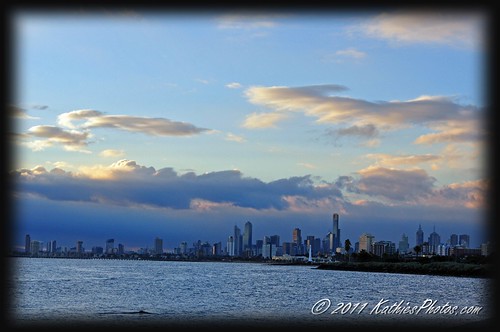 A view of the City of Melbourne from Elwood