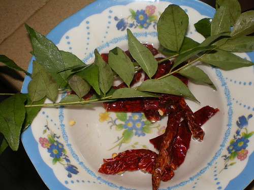curry leave and dried chillies