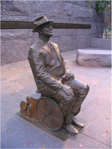 statue - fdr in wheelchair - v2 - at 80p