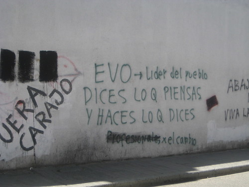Evo Morales cumple Graffitti