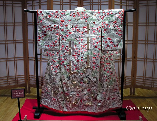 Kimono in Pavillion