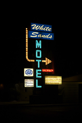 White Sands Motel,