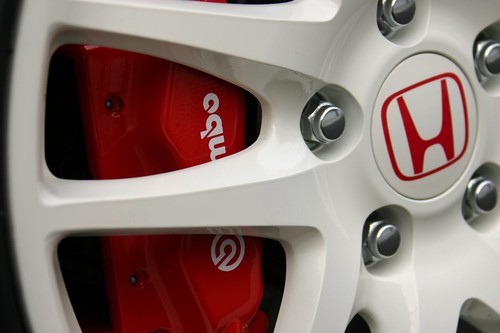  2005 Honda Integra Type R Championship White Detail