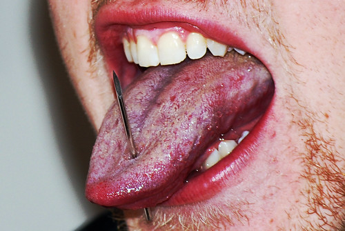 tongue piercing needles. Tongue Piercing
