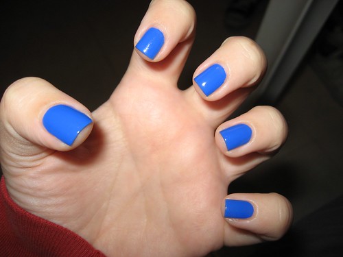 Psychedelic Blue Nails
