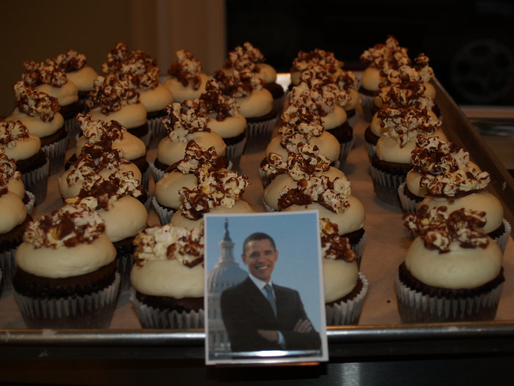Barack Obama cupcakes from Hudson, Ohio's Main Street Cupcakes
