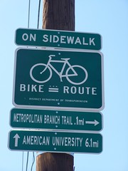 Bike route sign showing a kind of hierarchy of routes