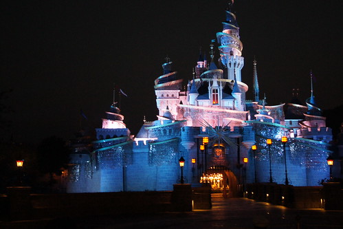 Hong Kong Disneyland Family Trip - Tinker Bell's Castle Illumination