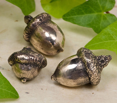 bronze acorns