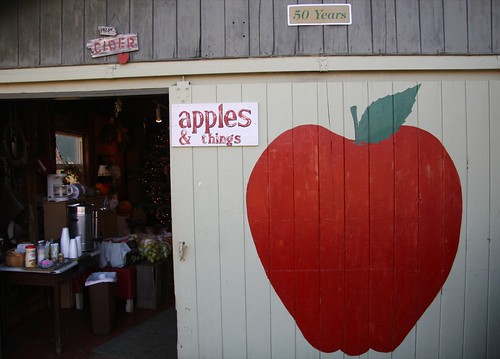 Apple barn door