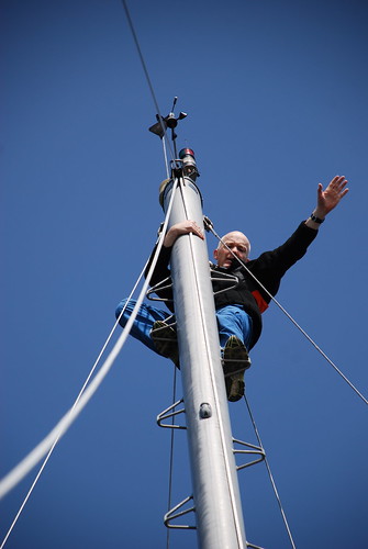 Tony Up the Main Mast