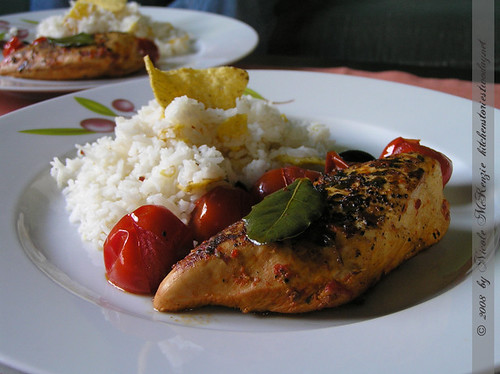 Mediterrane Hühnerbrust mit Tortilla-Reis