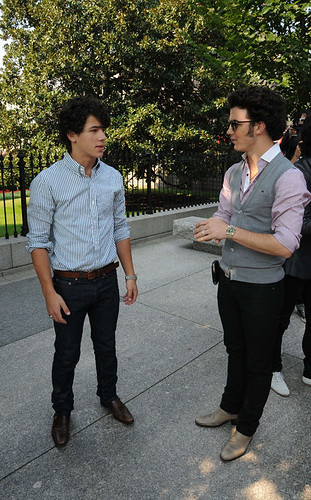 kevin and nick jonas by celebrity_photos :).