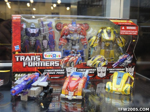transformers dark of the moon megatron cgi. Botcon 2011-Transformers War