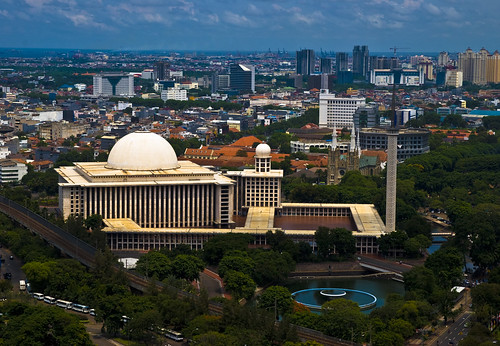 Istiqlal Mosque por HKmPUA.