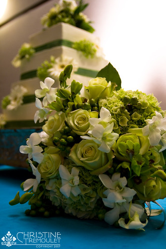 Bridal Bouquet & Cake