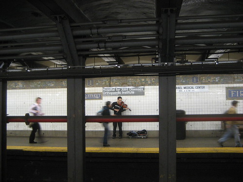 Subway viola improvisation: L train station at 1st Avenue