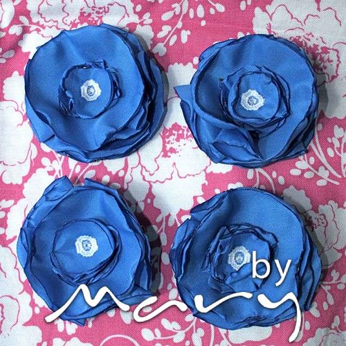 Fabric flower hairclips