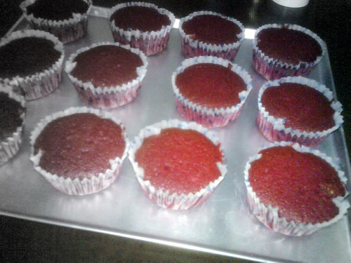 red velvet cupcakes2