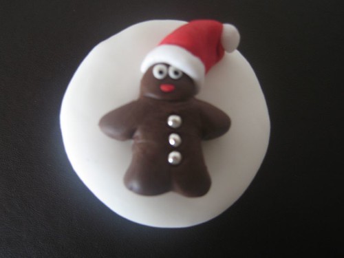 Test Christmas Cupcake - Santa Gingerbread man
