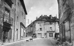Rue du commerce à Orgelet (Jura)