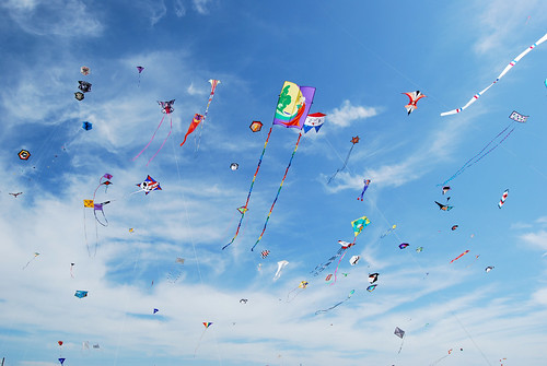 47-Sky of Kites