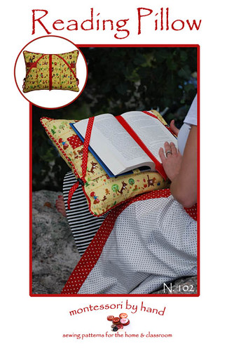 Reading Pillow Printed Pattern Front