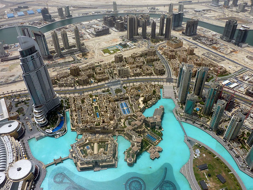 5708242164 6b8933f140 Touching the sky in the tower Burj Khalifa of Dubai