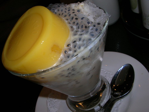 Din Tai Fung mango pudding